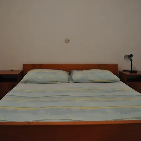Apartment Petar Maksan *