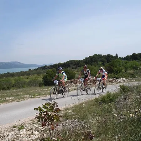 Petar Maksan Appartement *