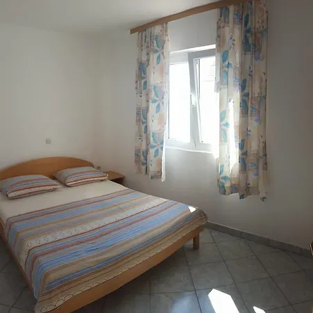 Petar Maksan Apartamento *